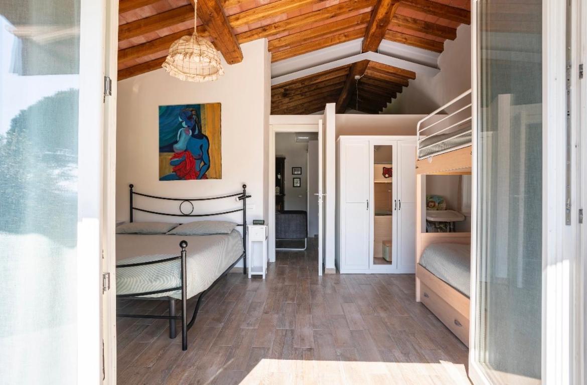 Cozy Tuscany Apartment With View Pescia Exterior photo